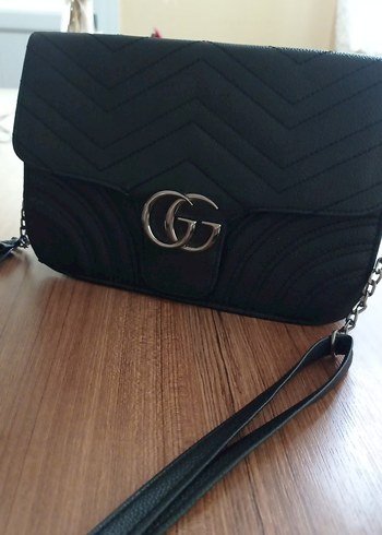 Kemer Detaylı Siyah Deri Kadın Çanta - Görsel 2