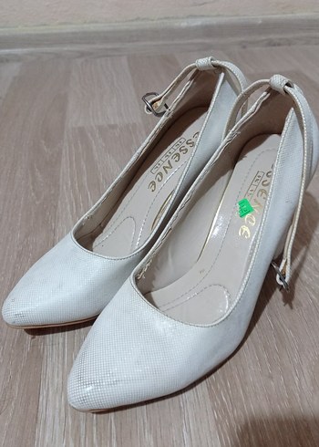 Beyaz Klasik Topuklu Kadın Abiye Ayakkabı - Görsel 3