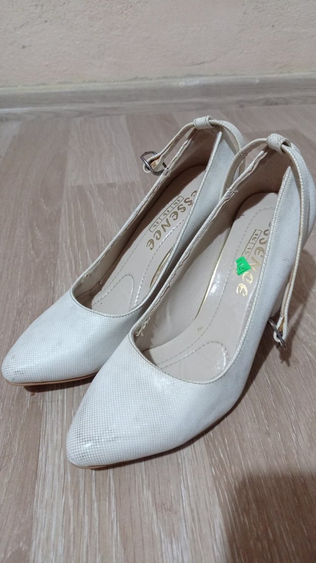 Beyaz Klasik Topuklu Kadın Abiye Ayakkabı - Görsel 3