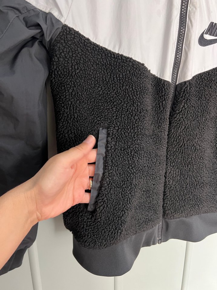 Nike Erkek Çocuk Gri Fermuarlı Ceket - Görsel 2