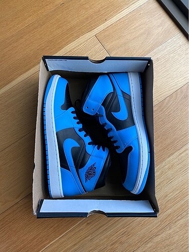 Jordan 1 Universty Blue Black 46