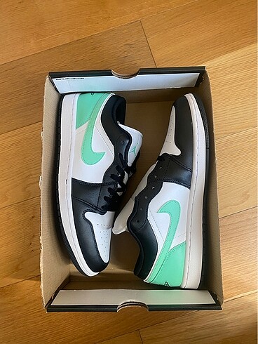 Jordan 1 Low 45.5