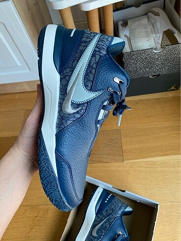42.5 Beden LeBron NXXT GEN AMPD