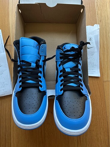 tek ebat Beden mavi Renk Jordan 1 Mid Blue Black ( 46 )