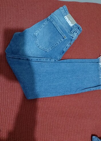 26 Beden mavi Renk Mavi Jean kot