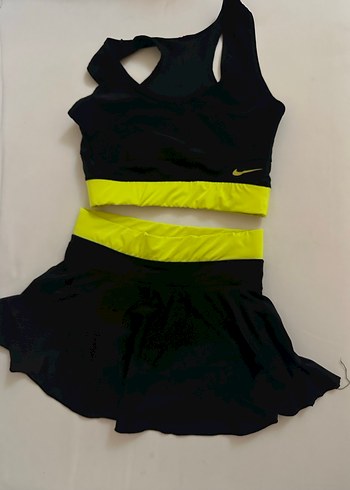 Sarı Detaylı Siyah Mini Spor Takım