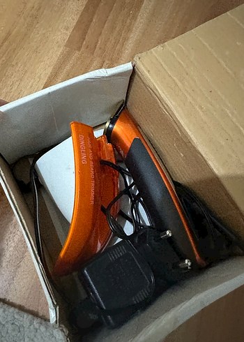 Parlak Kahverengi Sakal Tıraş Makinesi RF-607 - Görsel 3