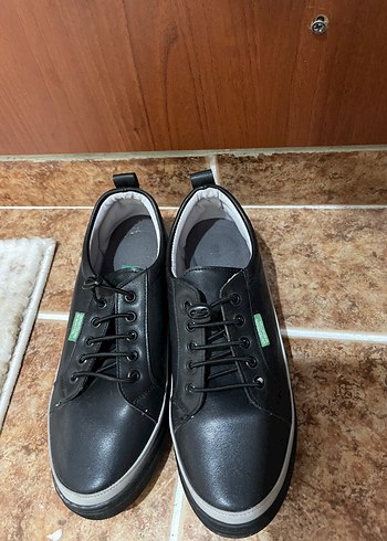 Diğer Siyah Bagcikli Gunluk Sneaker