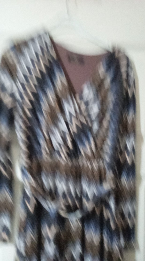 V Yaka Uzun Kollu Pilili Bohem Elbise - Görsel 3