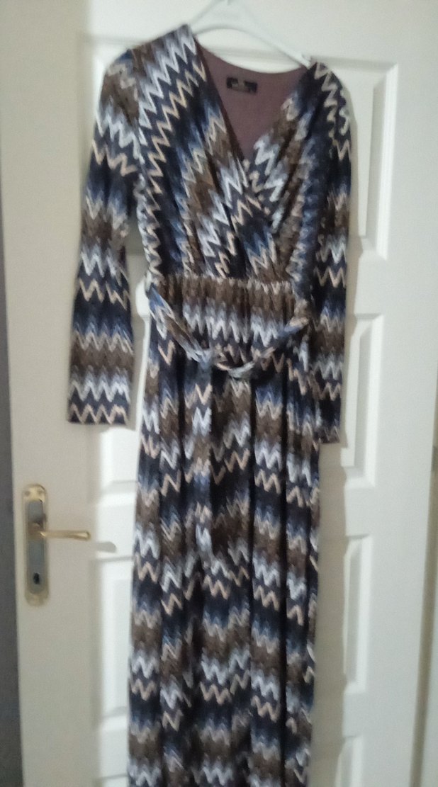 V Yaka Uzun Kollu Pilili Bohem Elbise - Görsel 2