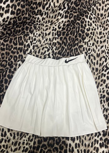 Nike Beyaz Spor Etek