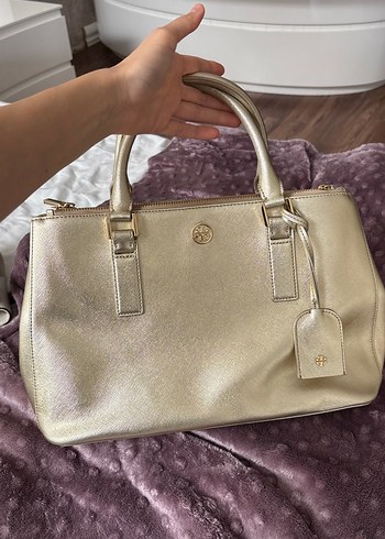 Altın Tory burch çanta