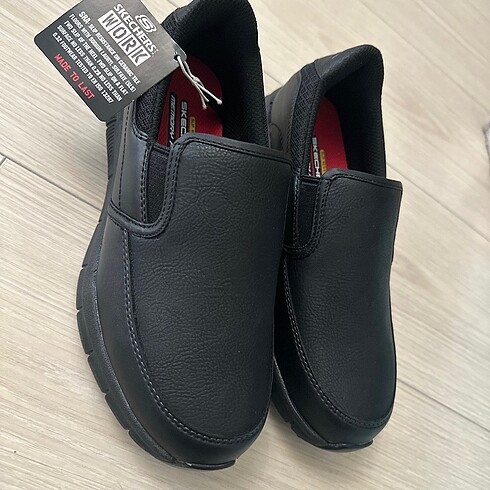 37 Beden siyah Renk skechers siyah unisex spor ayakkabı etiketli orijinal