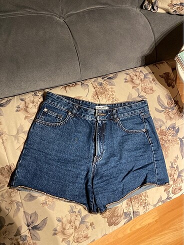 Pull and Bear mavi kot şort