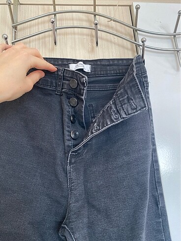 26 Beden Düğmeli pantolon