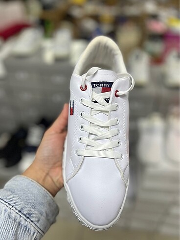 Tommy Hilfiger Tommy