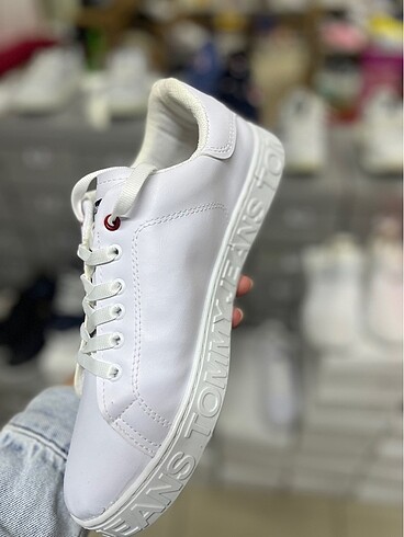 40 Beden Tommy