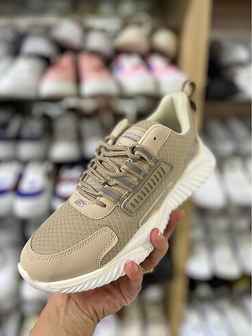 Skechers