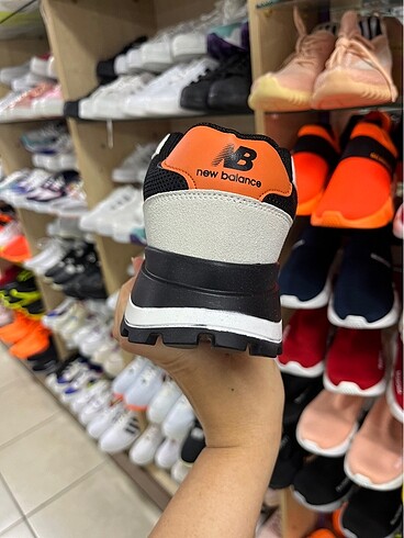38 Beden turuncu Renk New balance