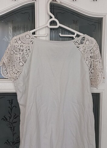 DANTEL DETAYLI TSHIRT 