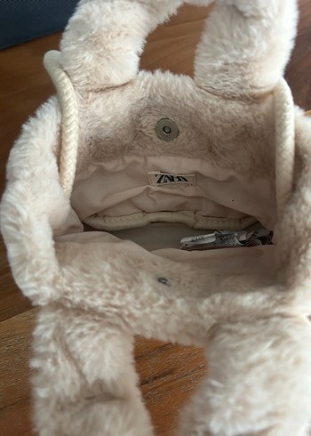 Zara Krem Renkli Peluş Kadın Çanta çocuk çantası
