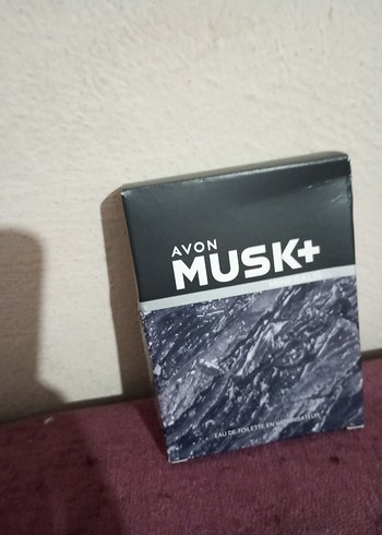 Avon Musk+ Erkek Parfümü Siyah