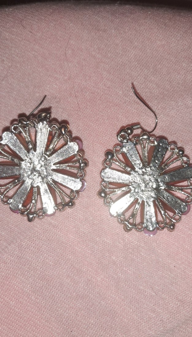 Bej Çiçek Desenli Boncuklu Midi Küpe - Görsel 5