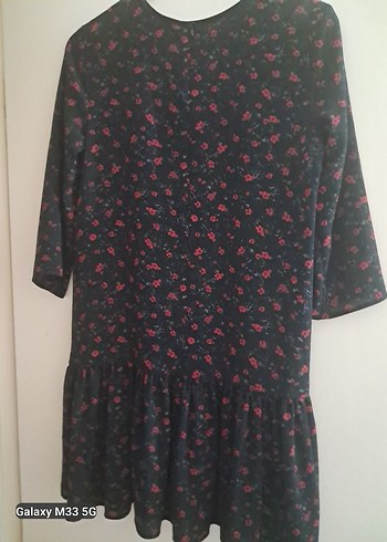 Çiçek Desenli Siyah Elbise - Görsel 7