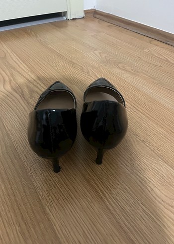 Kadın Siyah Rugan Stiletto Topuklu Ayakkabı - Görsel 3