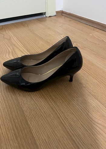 Kadın Siyah Rugan Stiletto Topuklu Ayakkabı - Görsel 2