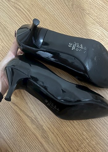 Kadın Siyah Rugan Stiletto Topuklu Ayakkabı - Görsel 4