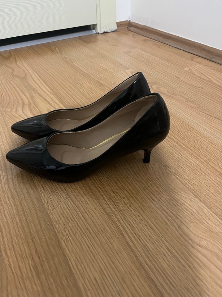 Kadın Siyah Rugan Stiletto Topuklu Ayakkabı - Görsel 2