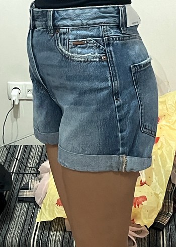 STRADIVARIUS   Kadın Mini Denim Şort - Görsel 3