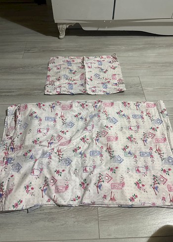 Beyaz Pastel Baskılı Nevresim ve Yastık Kılıfı