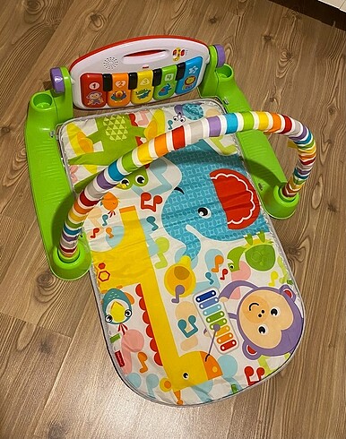  Beden Renk Fisher price oyun halısı