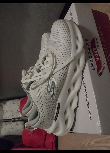 Skechers ayakkabı orijinal 40 numara 