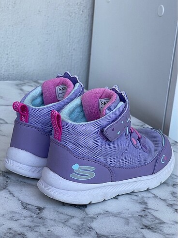 Skechers uni corn bot 24 no