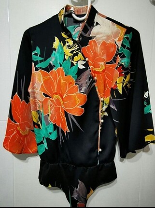 Zara Bluz