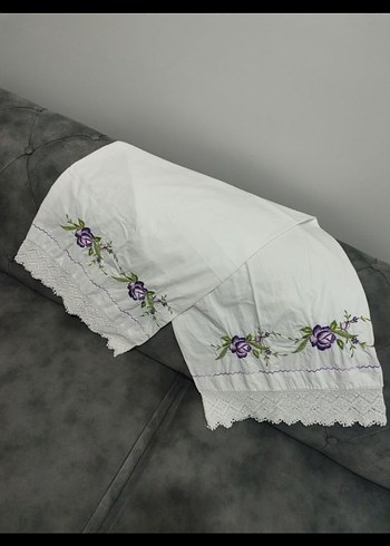 Mor Nakışlı Pastel Yastık Kılıfı