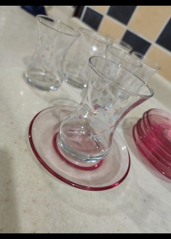 Pembe Tabaklı Cam Bardak Seti - Görsel 3