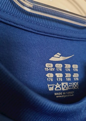Nike Mavi Tryon Sweatshirt 176 cm için uygun