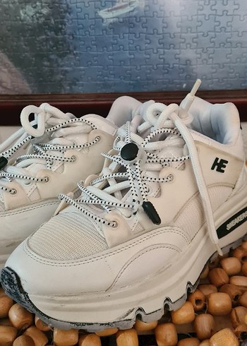 SNEAKERS Beyaz Bağcıklı COCUK Spor Ayakkabı HARIKA SORUNSUZ