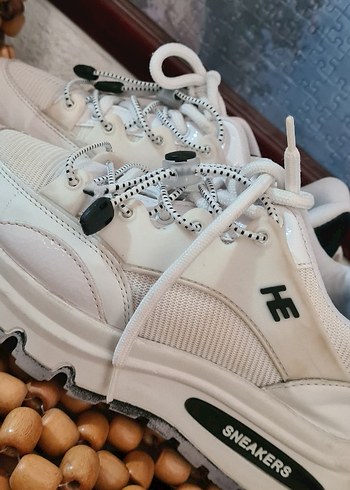 Skechers SNEAKERS Beyaz Bağcıklı COCUK Spor Ayakkabı HARIKA SORUNSUZ
