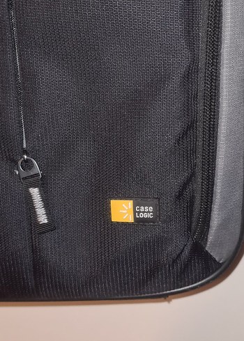 Samsonite Fermuarlı Siyah Laptop Çantası Case logic