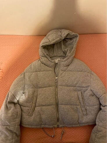 l Beden bershka gri mont