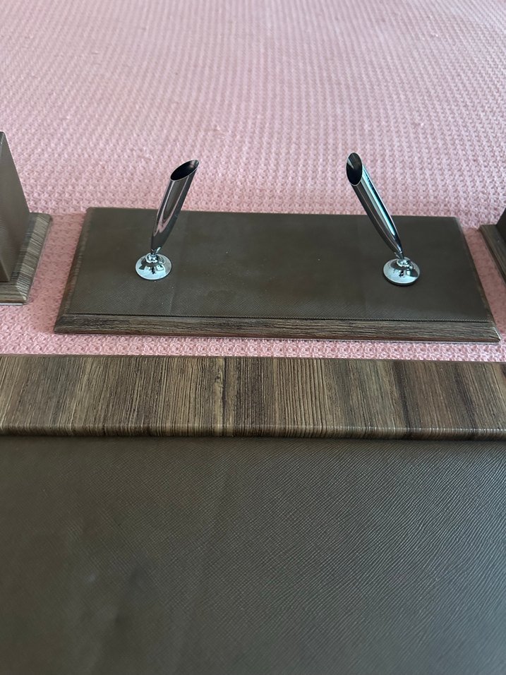 Koyu Kahverengi Ahşap Masaüstü Seti - Görsel 3