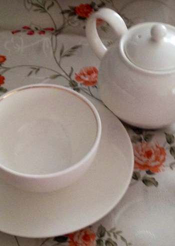 Beyaz Seramik Çaydanlık - Görsel 2