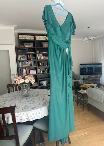 Parlak Yesil V Yaka Drapeli Uzun Abiye - Görsel 3