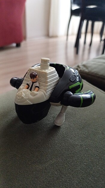 BEN10 uzayli gemisi