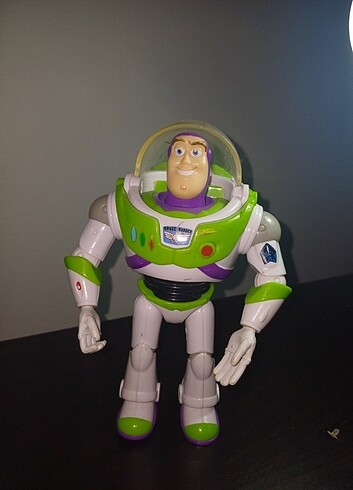 BUZZ LIGHTYEAR 20CM FIGUR